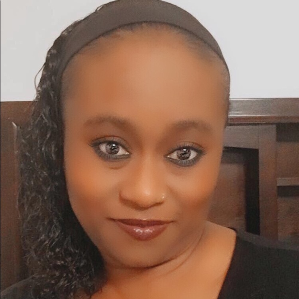 Meet your Posher, Laytona